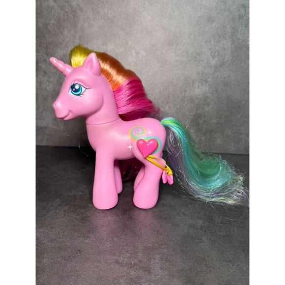 My Little Pony 25th Birthday Celebration Rarity - Picture 1 of 7